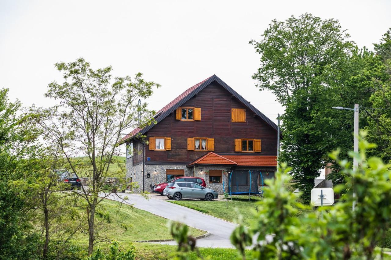 Apartment Stone And Wood Cetingrad المظهر الخارجي الصورة